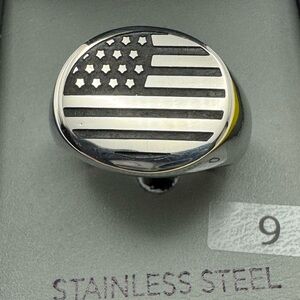 🇺🇸New Nautica Ring  ~ American Flag ~ Size 9 ~Stainless Steel  And Box